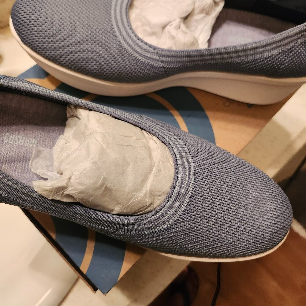 Clarks Cloud Steppers